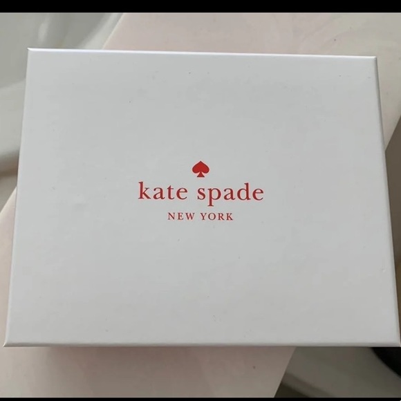Kate Spade bow bangle. Tag attached, never used, comes with dust bag and box - Picture 3 of 5